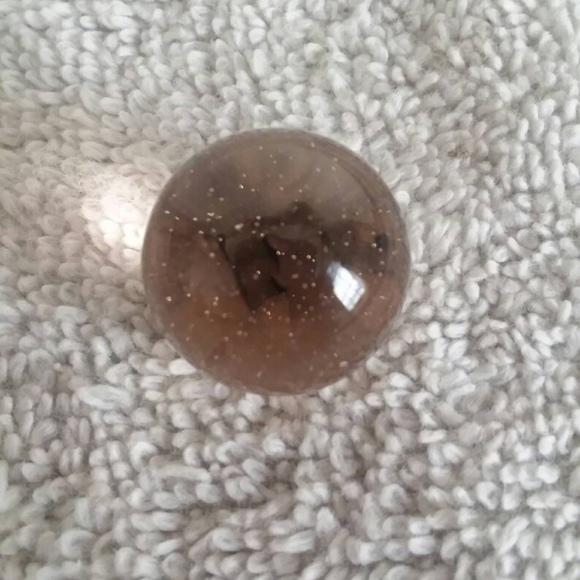 Pokemon marbles #30 Nidorina on light peach clear glass base shooter - Picture 2 of 4